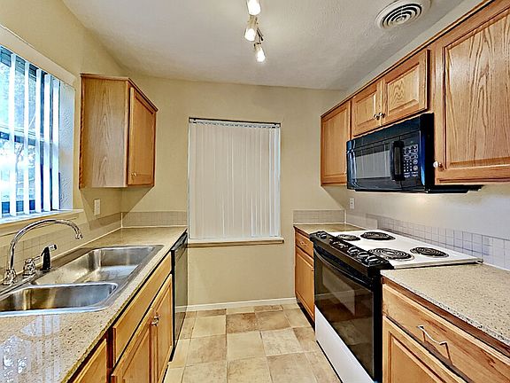 2nd image of 1117 Platt Dr