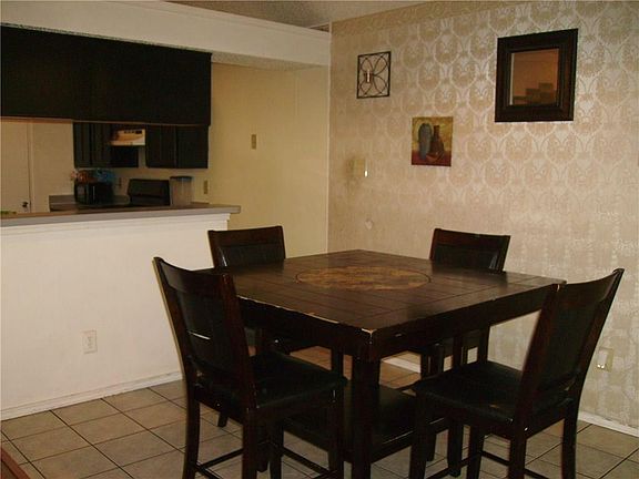 4th image of 2144 Norcross Dr