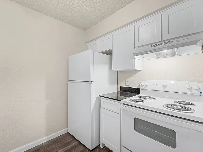 6551 E 31st St #15 — Photo 11