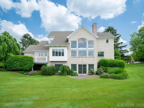 7491 Old Lantern Dr SE, Caledonia, MI 49316