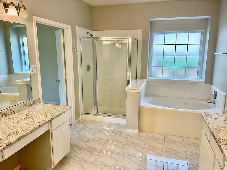 12423 Ashford Hollow Dr — Photo 12