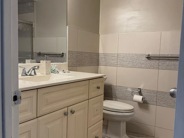 50 Blossom Cres #MAIN — Photo 18