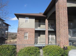 7 Par Ln APT 5, Reeds Spring, MO 65737