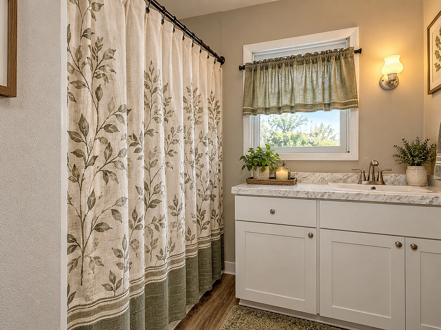 2 bed, 838 sqft, $1,200 — Photo 3