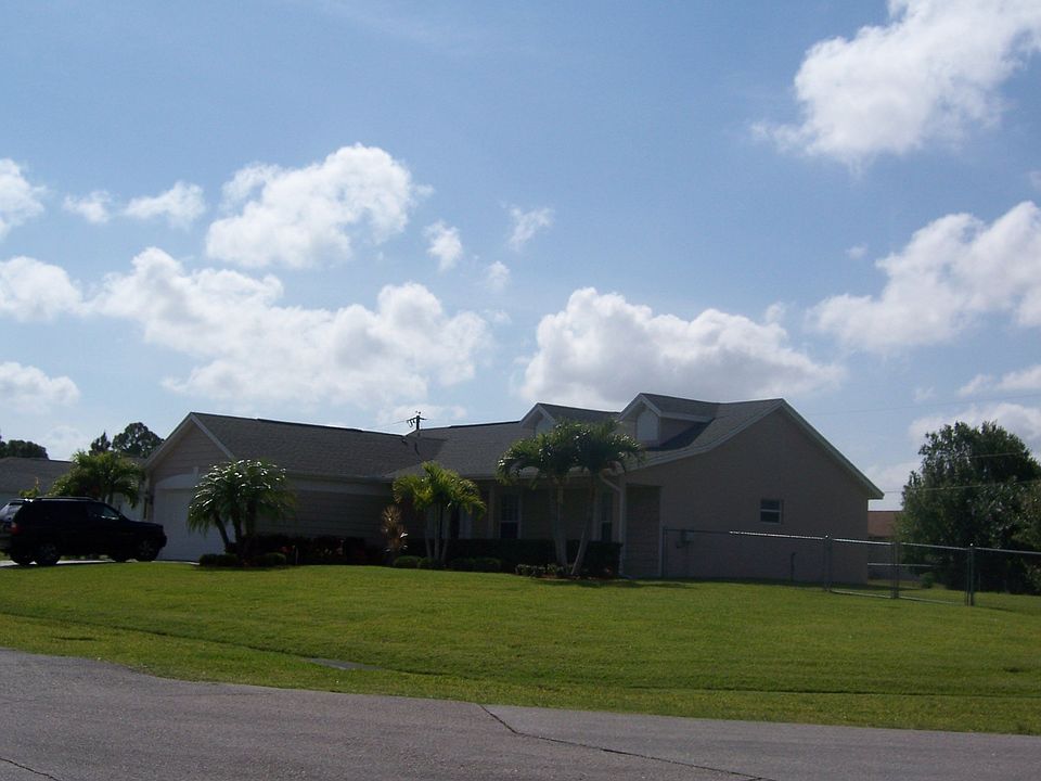 Immaculate Home 1/3 Acre Fence Lot.