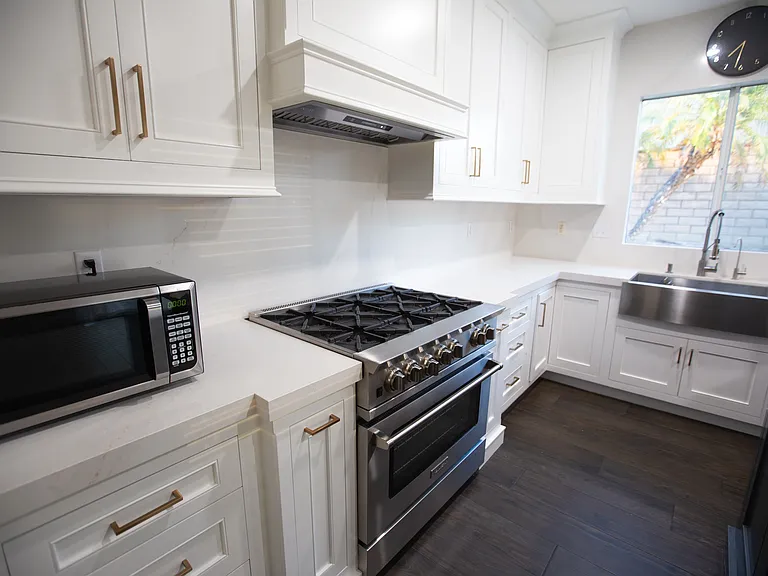 11638 Caldy Ave — Photo 13
