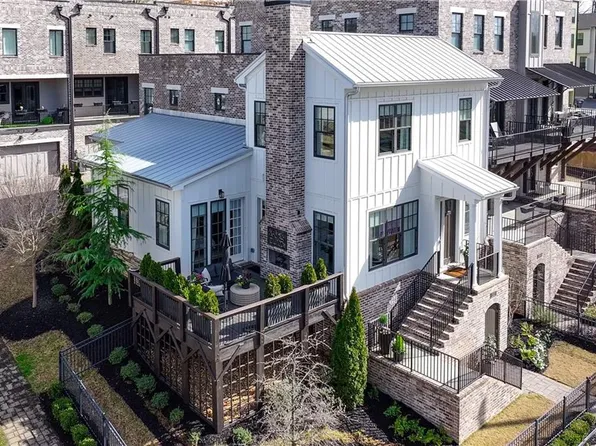 1311 English St NW, Atlanta, GA 30318