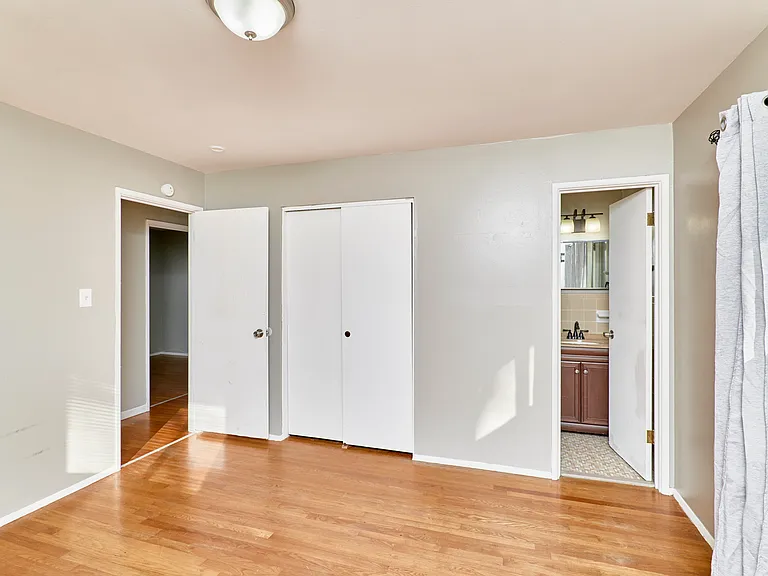 495 Versailles Dr — Photo 19