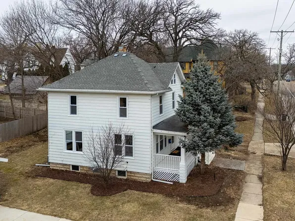 616 S Page St, Stoughton, WI 53589