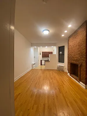 Rented by CitySites Real Estate Group | media 9