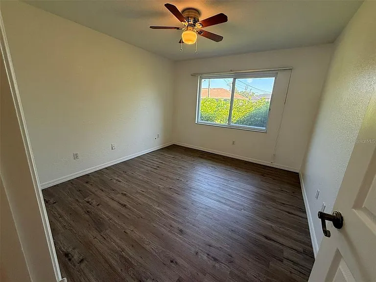 4054 Allure Ln — Photo 16