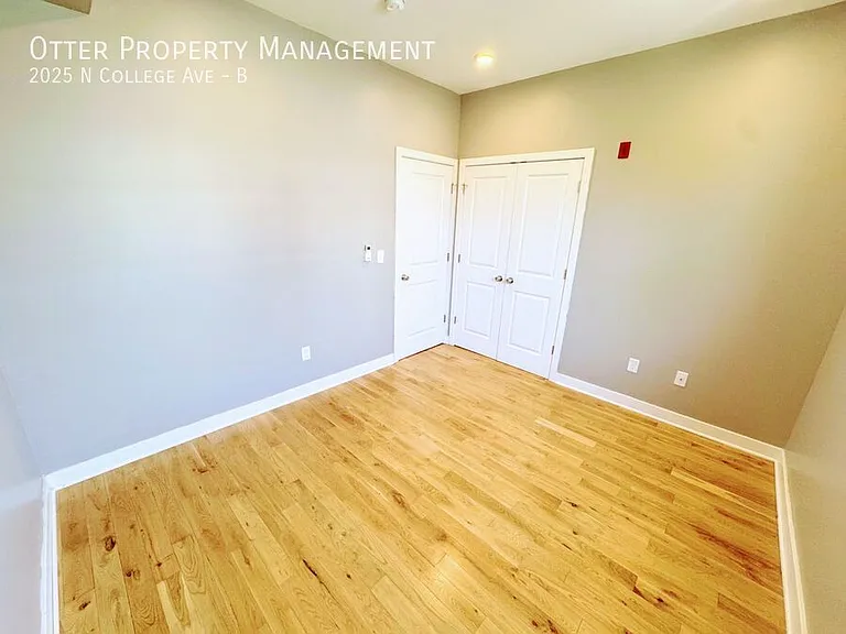 2025 N College Ave #B — Photo 21
