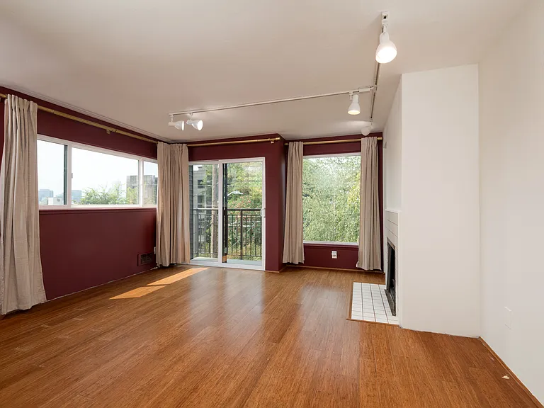 414 13th Ave E #Penthouse 4 — Photo 9