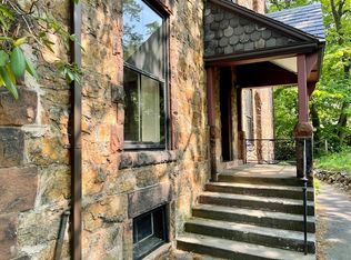 242 Walnut St #242, Brookline, MA 02445