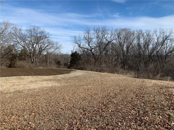 0 Home Pl, Leavenworth, KS 66048