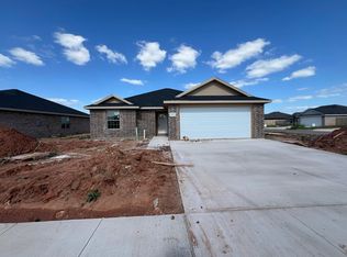 1839 Sweetwater Ln, Abilene, TX 79602
