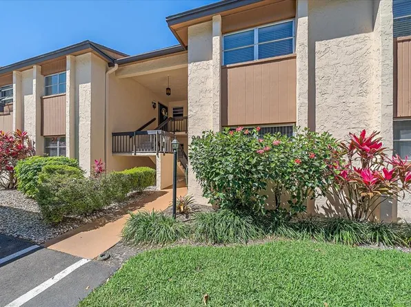 2640 Clubhouse Dr Unit 204, Sarasota, FL 34232