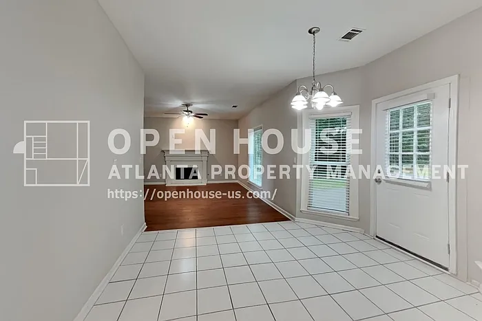 1240 Cedar Brook Dr NE — Photo 5