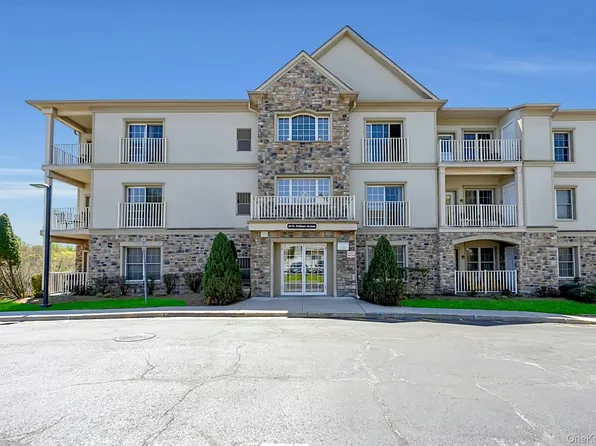 24 N De Baun Avenue #302, Suffern, NY 10901