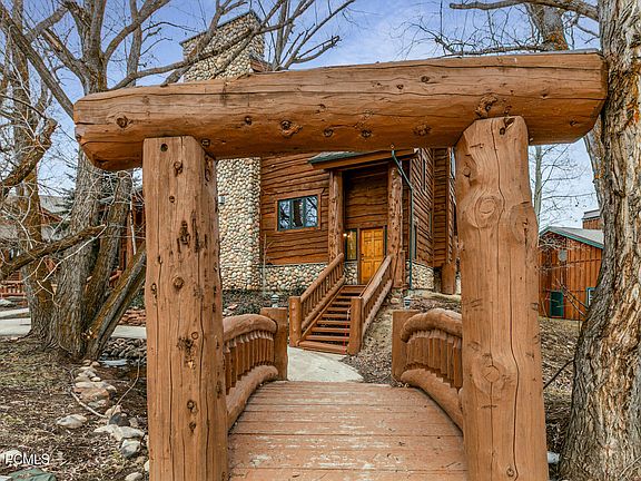 3rd image of 3984 N Timber Wolf Ln #8C