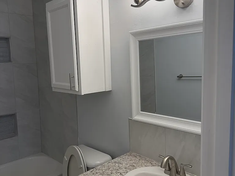 MASTERBATH ROOM