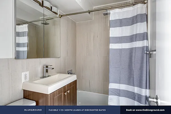 Rented by The Blueground | media 43