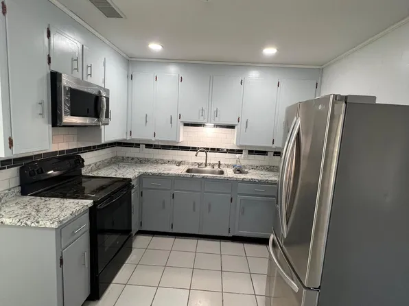 765 Rentz Ave #B, Pensacola, FL 32507