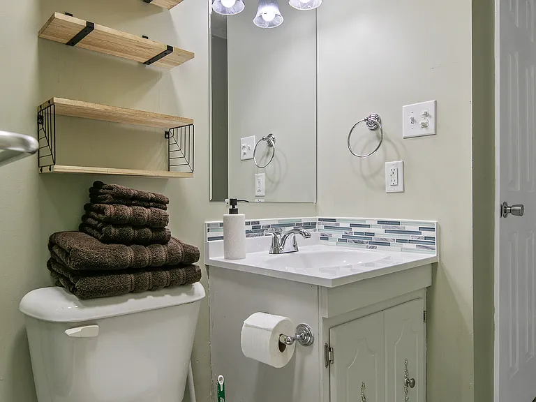 126 Golf Dr — Photo 31
