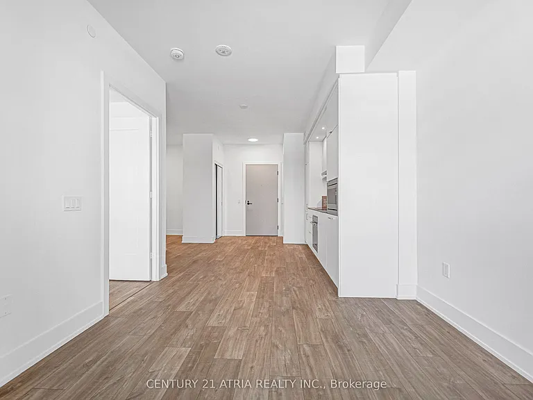 858 Dupont St #306 — Photo 14