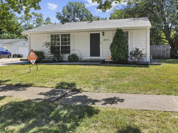 3213 York Dr, Champaign, IL 61821