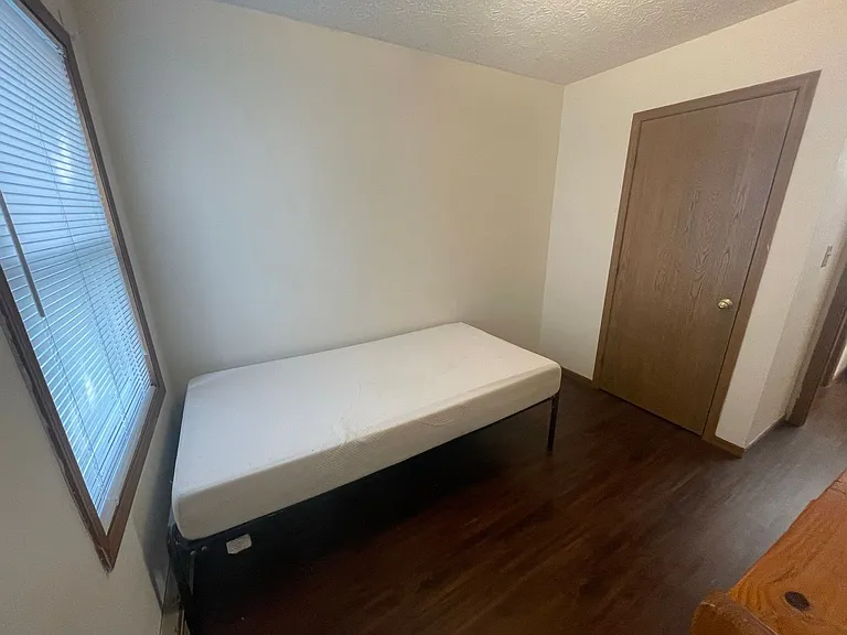420 S Chauncey Avenue — Photo 25