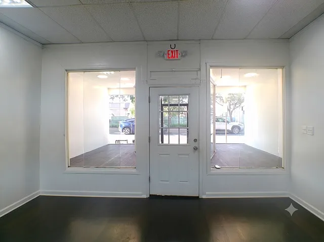 Studio, 1400 sqft, $2,500 — Photo 3