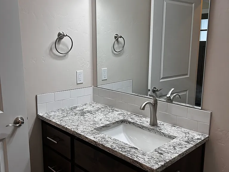 9585 W Sussex St — Photo 11
