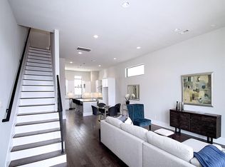 5707 Larkin St #A, Houston, TX 77007