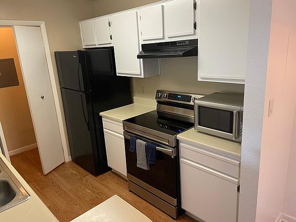 3rd image of 4350 Perkinshire Ln APT Q207