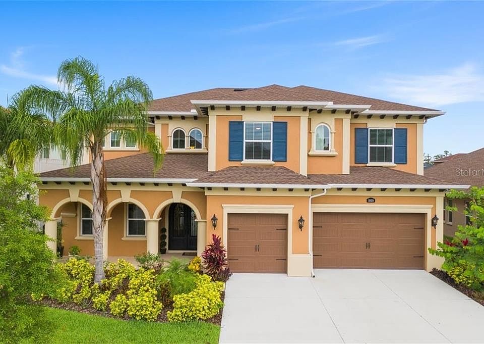1st image of 18024 Woodland View Dr