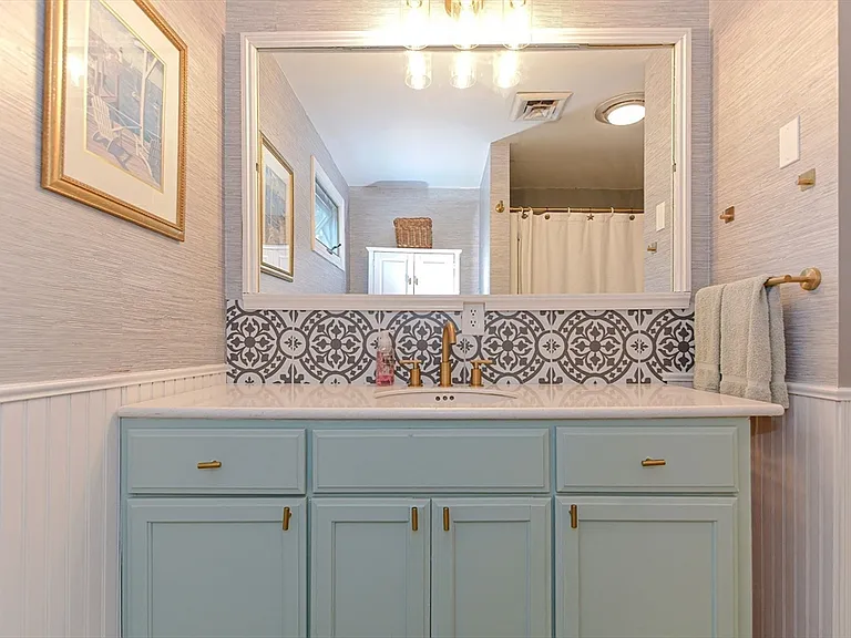 88 Perry Rd — Photo 18