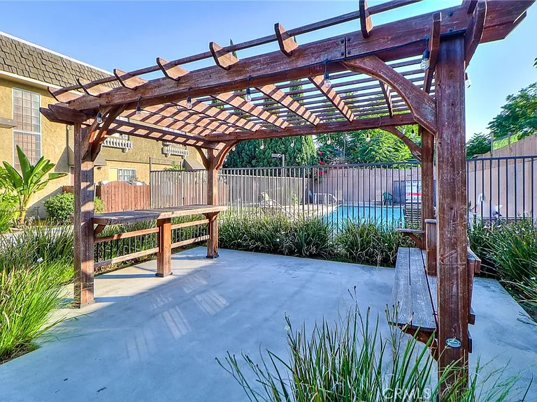 3224 N Frazier St #A — Photo 22