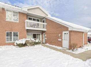 Overlook Lakes, Milwaukee, WI 53219