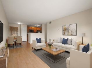 109 Hopkins St #109, Reading, MA 01867