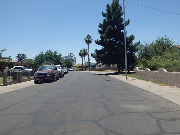 4th image of 3017 N 40th Dr