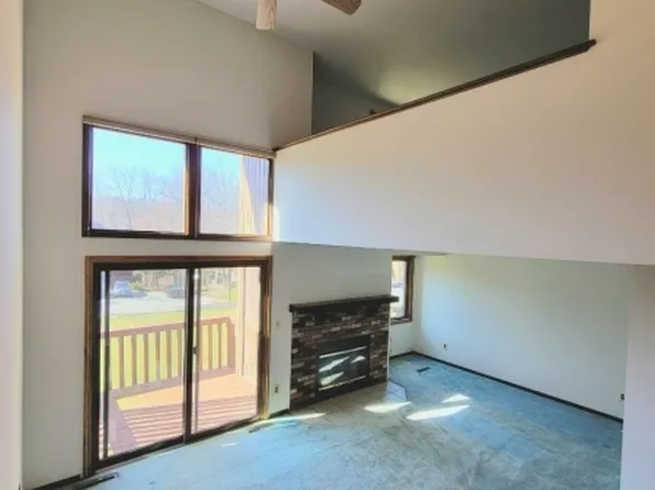 2 Village Way #4, Vernon Twp., NJ 07462