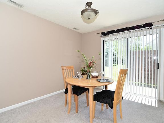 5th image of 9205 Sea Pine Ln