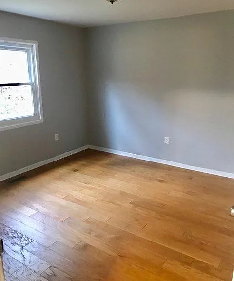 2252 Deerwood Rd — Photo 10