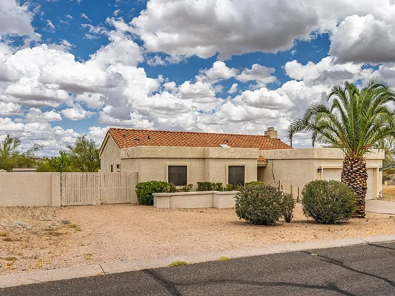 17422 E Flat Rock Dr — Photo 2