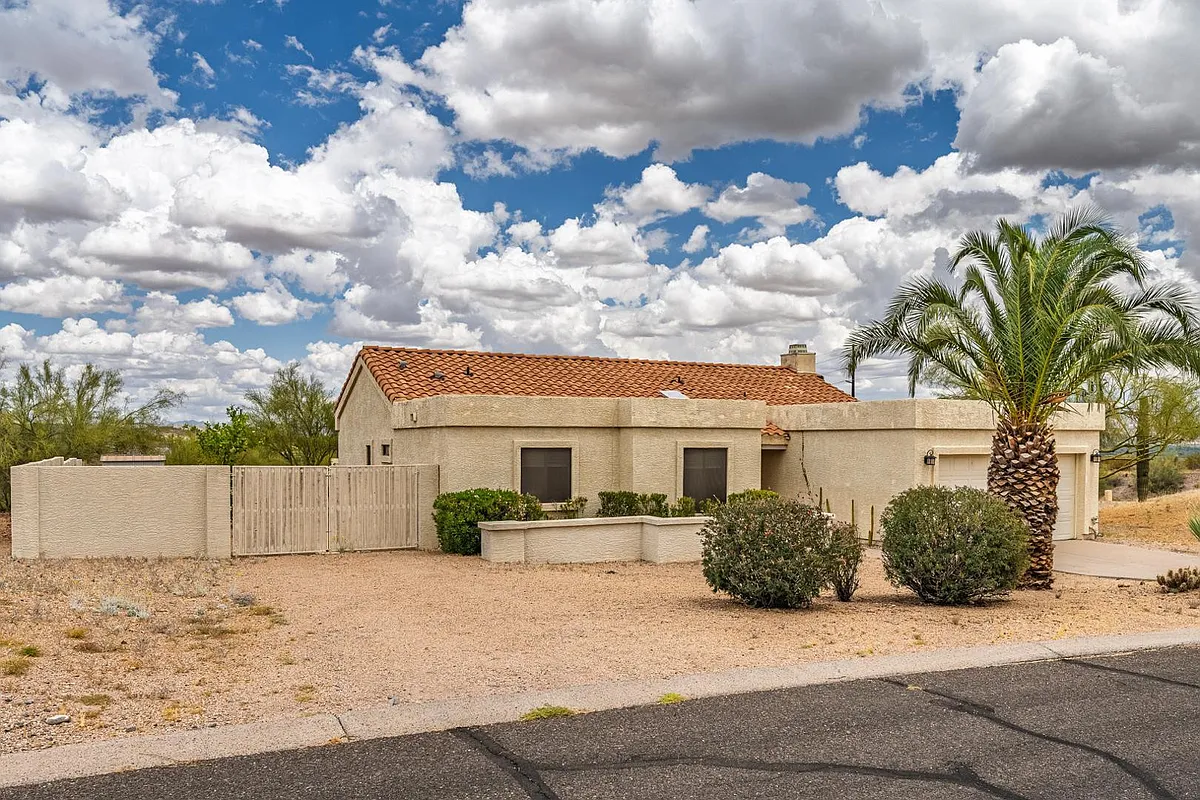 Building Photo - 17422 E Flat Rock Dr