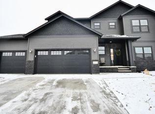 919 50th Ave W, West Fargo, ND