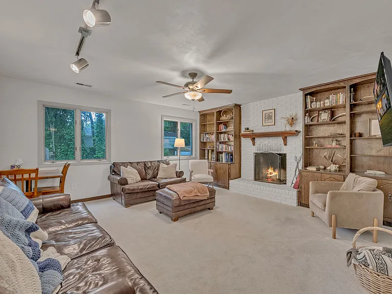 501 Euwanee Pl — Photo 14