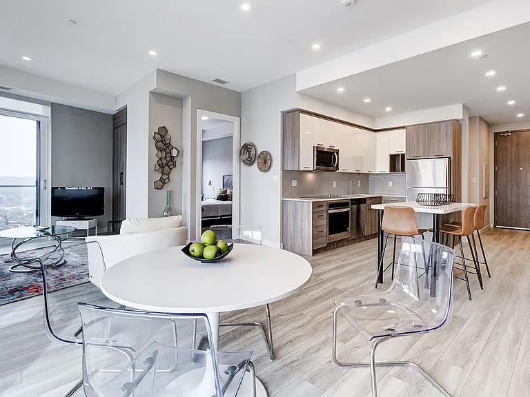 20 George St #2401 — Photo 9