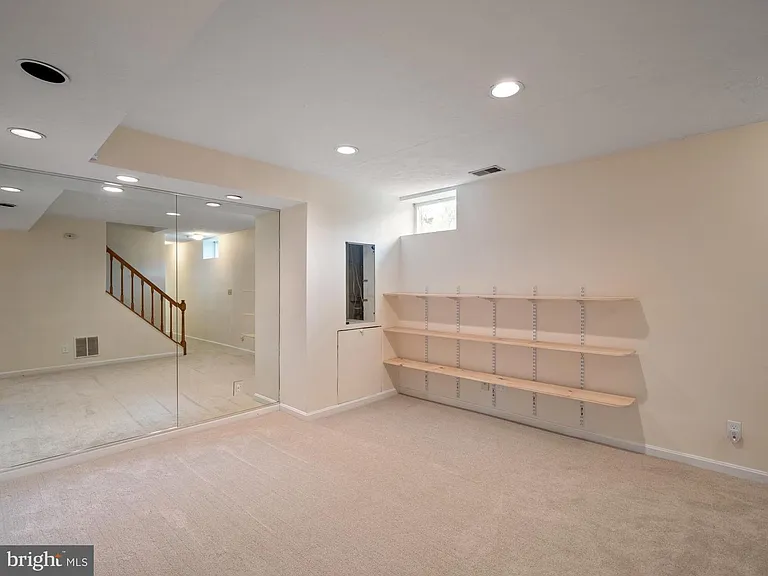 4907 37th Pl — Photo 25